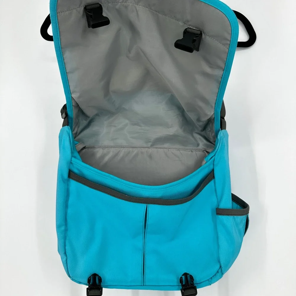 Patagonia Blue Turquoise Messenger Travel Laptop Bag Crossbody or Shoulder Uni